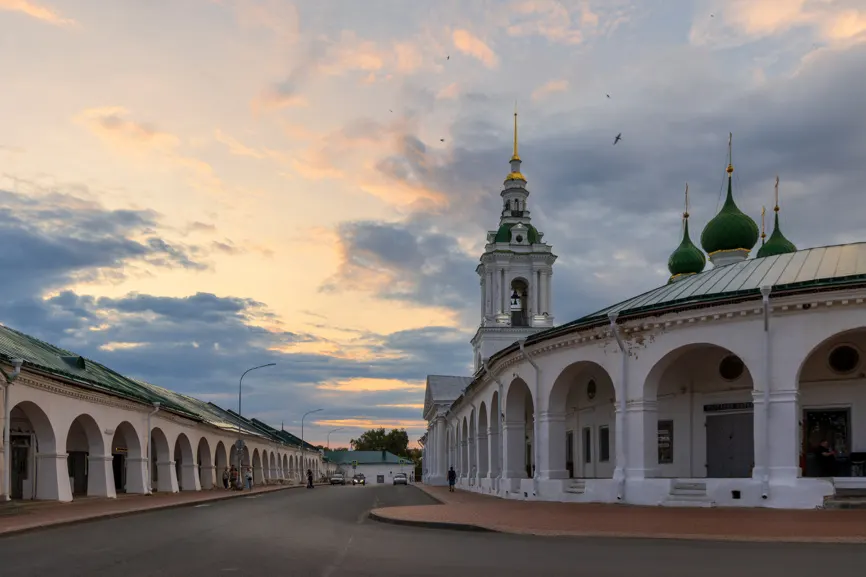 Тур на 2 дня в Кострому с посещением клубничной фермы