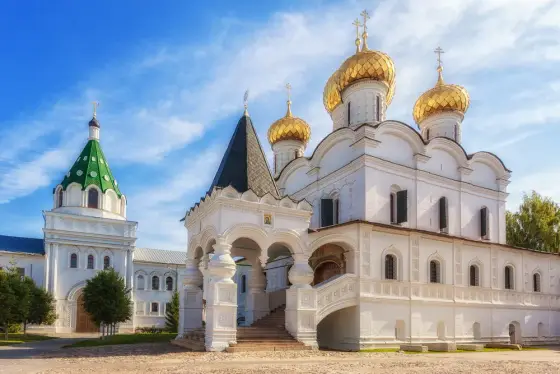 Тур для школьников на 2 дня и 1 ночь в Кострому: Ювелирный завод, Ипатьевский монастырь и Музей сыра