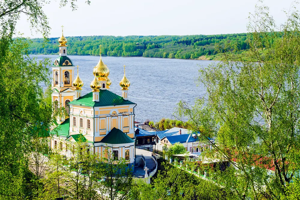 Путешествие для школьников в мир текстиля и живописи: Иваново и Плёс