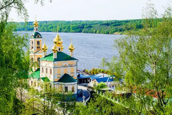 Путешествие для школьников в мир текстиля и живописи: Иваново и Плёс