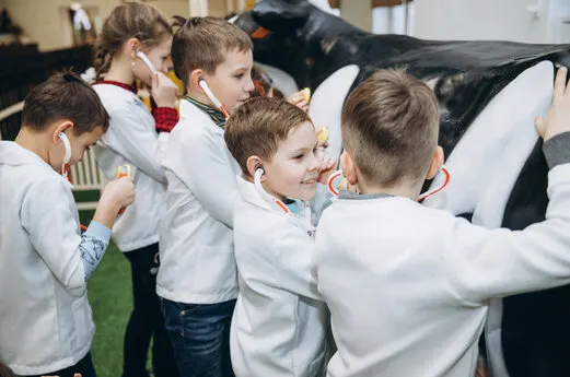 Выпускной в Земляничном городе для знатных кулинаров и юных фермеров